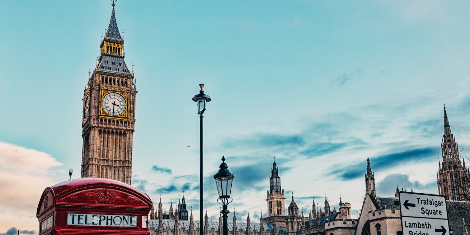 dedicated-courier-london